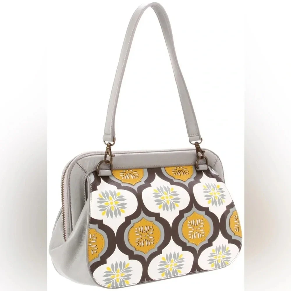 Petunia Pickle Bottom Marmalade Fondant Cake Cameo Clutch Purse Bag Women's Gray
